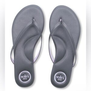 Solei Sea | Indie21 Grey & Pink Flip Flop / Sandals | Women’s 8